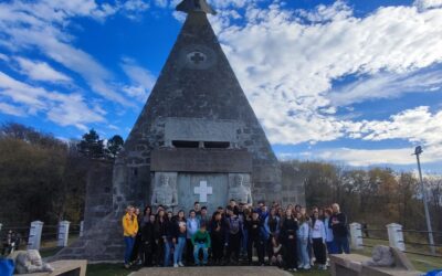 Jednodnevna ekskurzija sedmih i osmih razreda – Tekeriš, Gučevo, Banja Koviljača i etno selo Sunčana reka / Једнодневна екскурзија седмих и осмих разреда – Текериш, Гучево, Бања Ковиљача и етно село Сунчана река